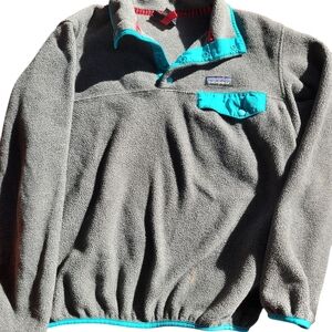 Patagonia Gray Fleece Pullover with Teal Accents